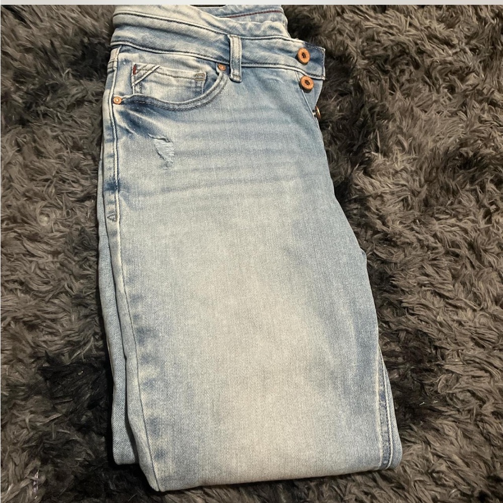 Chic High Rise Light Blue Women's Jeans